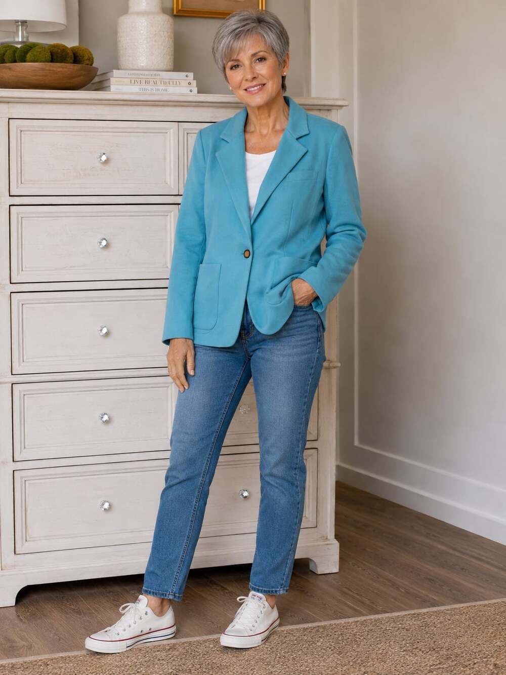 Chadwick's Vintage Wool and Cashmere Blend Single-Button Blazer in Bright Blue
3